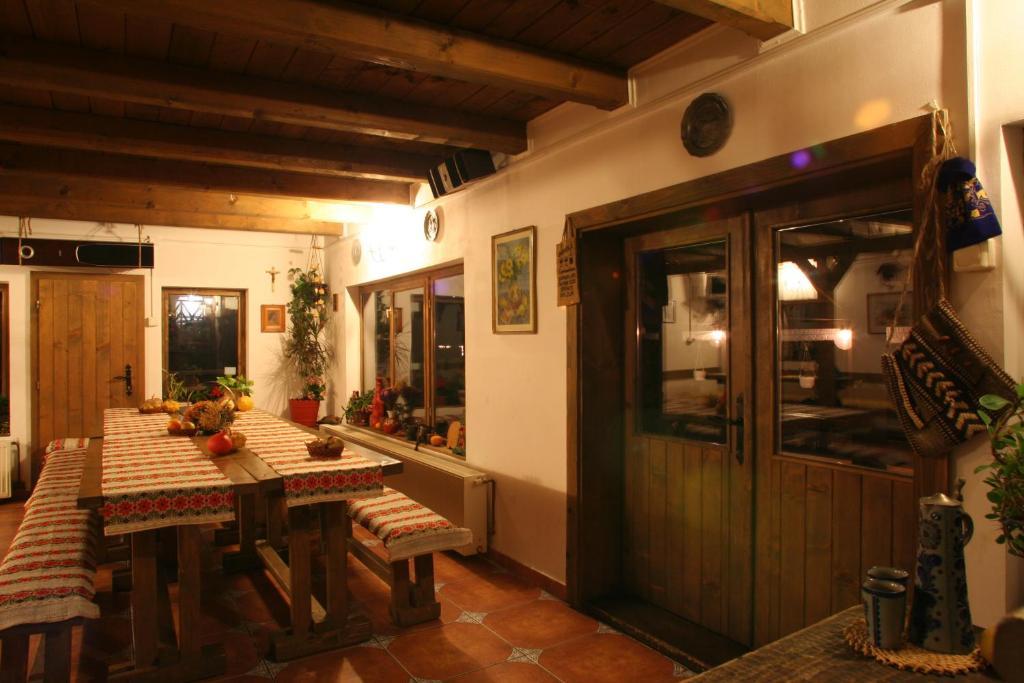 فندق Cabana La Noi Rîşnov المظهر الخارجي الصورة